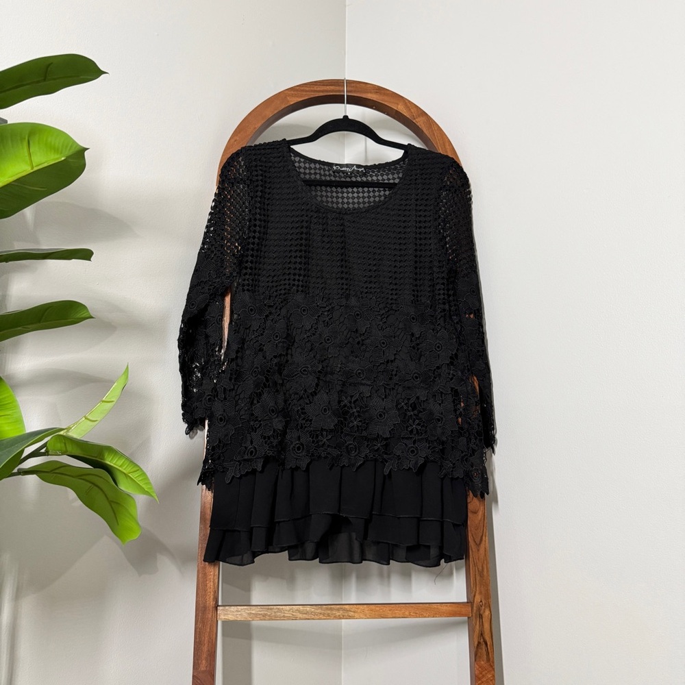 Pretty Angel SMALL Black Boho Victorian Crochet Lace Tiered Blouse Top